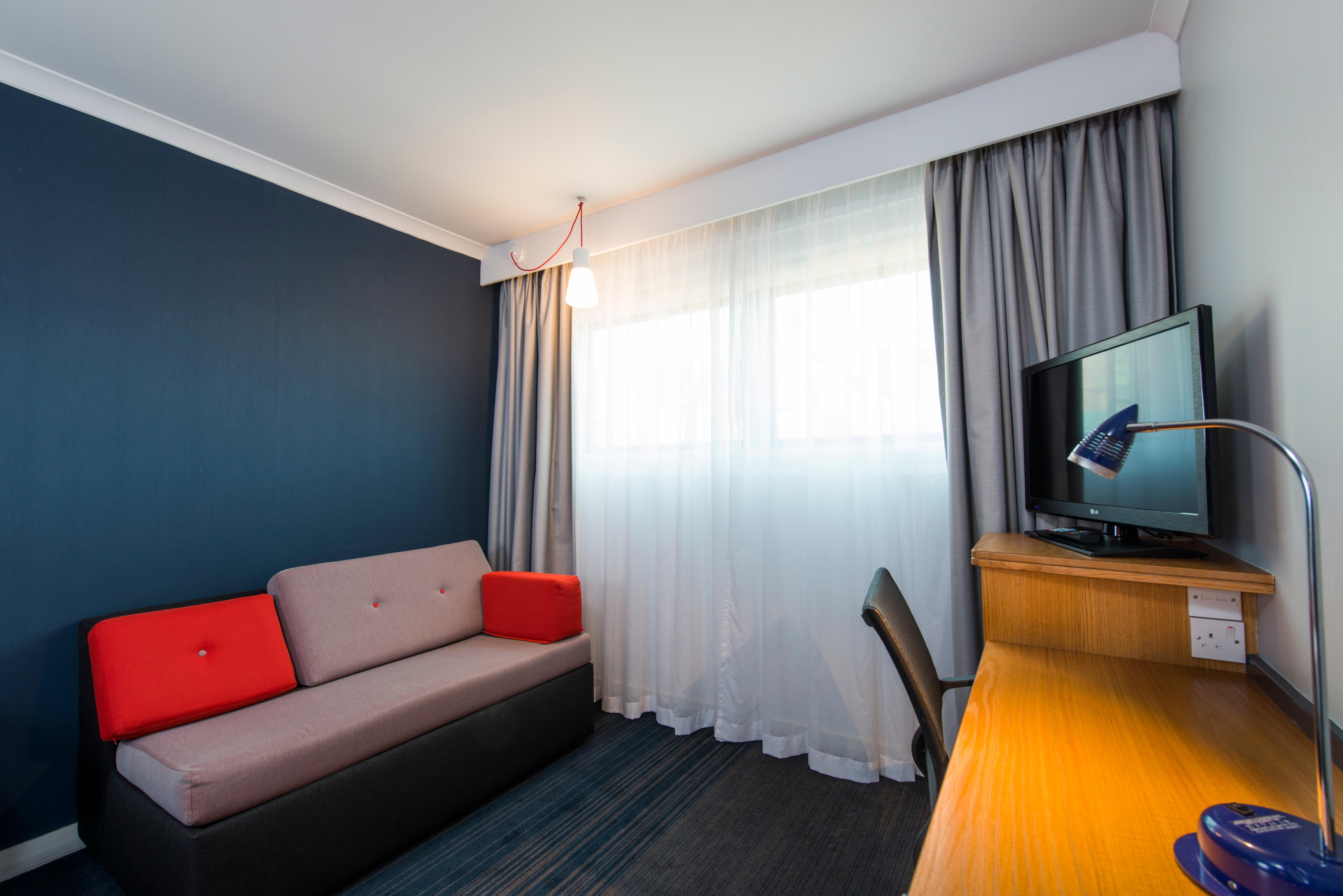 Holiday Inn Express Stoke-On-Trent By Ihg Exterior foto