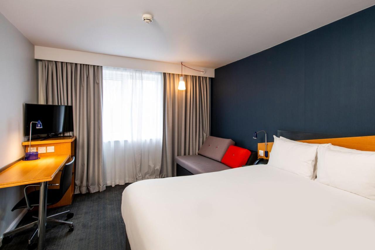 Holiday Inn Express Stoke-On-Trent By Ihg Exterior foto