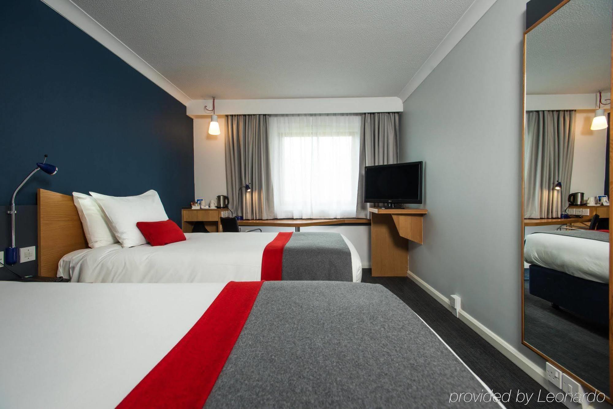 Holiday Inn Express Stoke-On-Trent By Ihg Exterior foto