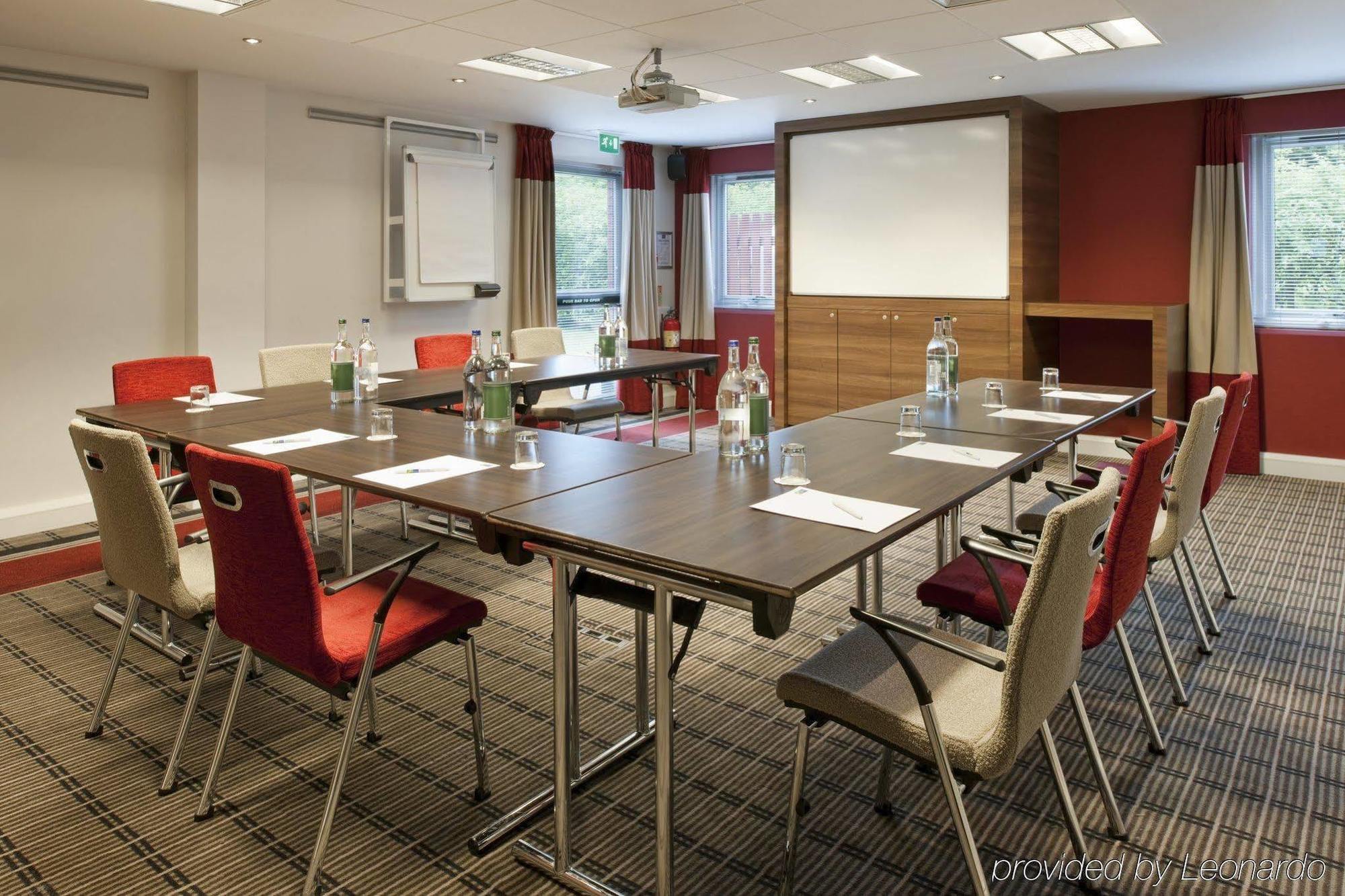 Holiday Inn Express Stoke-On-Trent By Ihg Afaceri foto