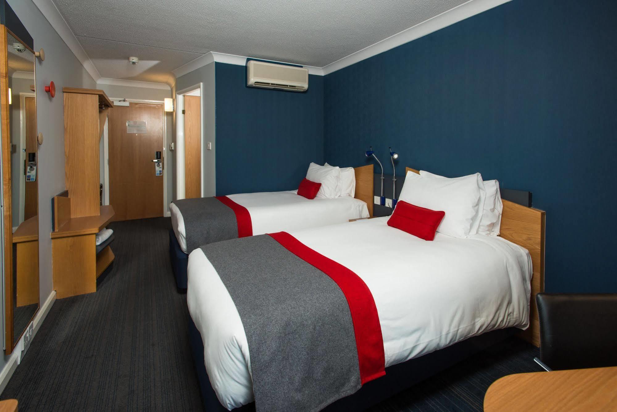 Holiday Inn Express Stoke-On-Trent By Ihg Exterior foto